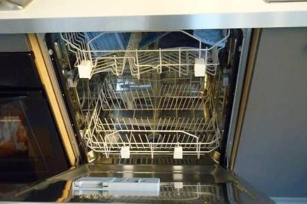 "Casa Giuliari" In Borgo Roma Vicino Policlinico Univr Fiera Apartman Verona Kültér fotó