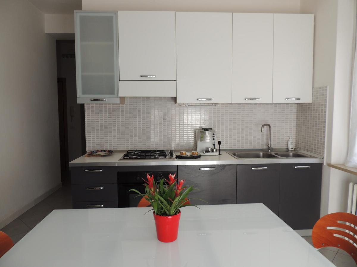 "Casa Giuliari" In Borgo Roma Vicino Policlinico Univr Fiera Apartman Verona Kültér fotó