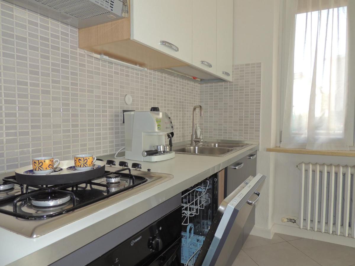 "Casa Giuliari" In Borgo Roma Vicino Policlinico Univr Fiera Apartman Verona Kültér fotó
