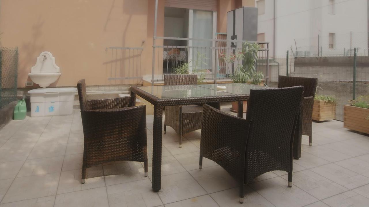 "Casa Giuliari" In Borgo Roma Vicino Policlinico Univr Fiera Apartman Verona Kültér fotó